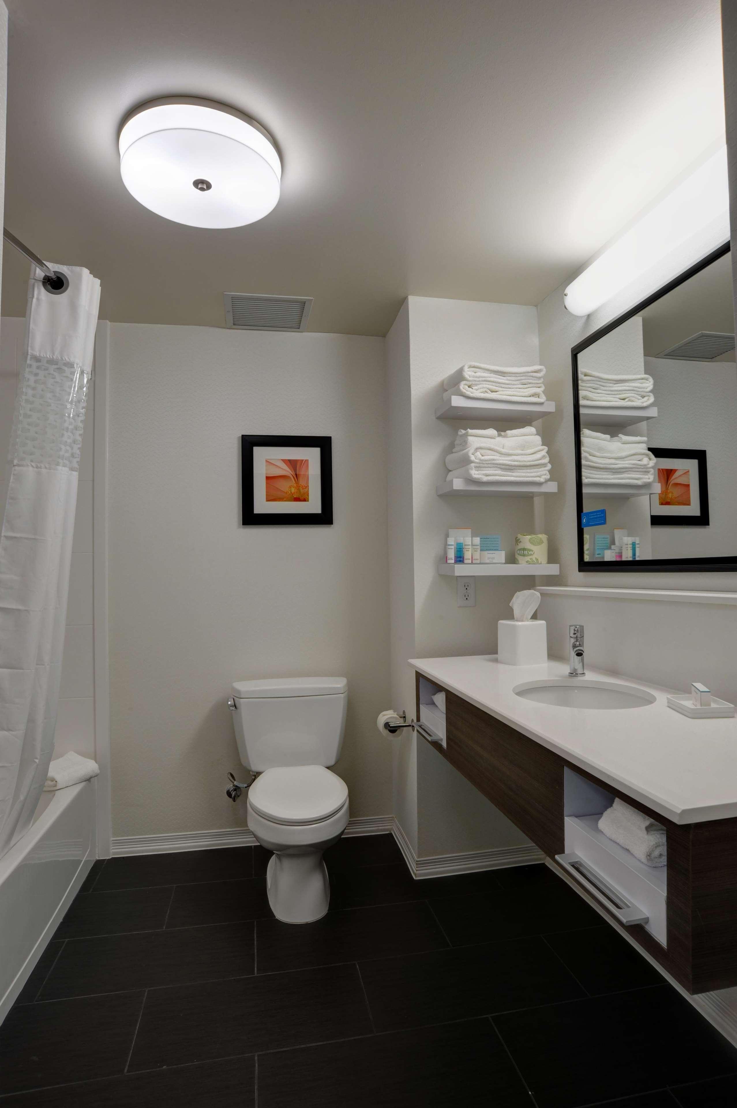 Hampton Inn & Suites Ardmore Ngoại thất bức ảnh
